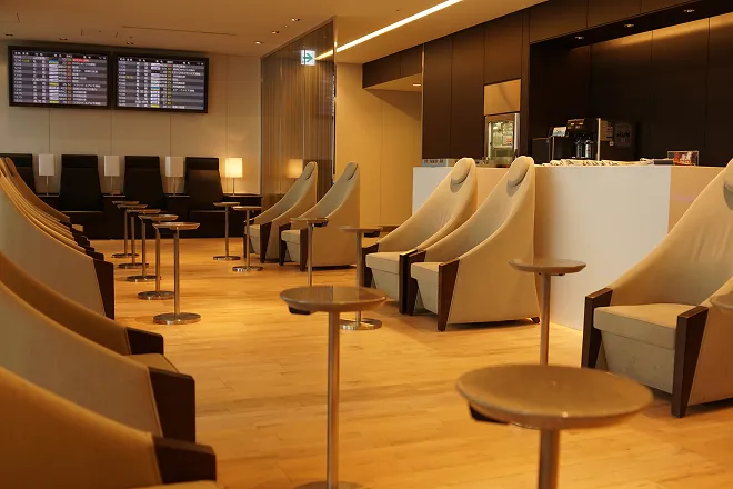 空港ラウンジ